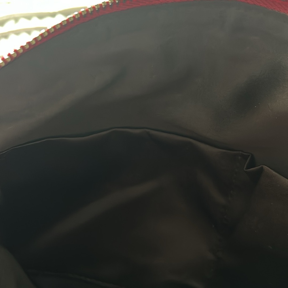Chic Red Crossbody Bag - Picture 7 of 7